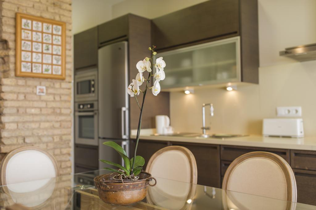 ולנסיה Sueca Apartment With Terrace Ruzafa Mid-Term מראה חיצוני תמונה